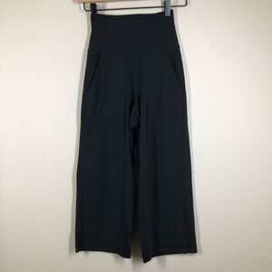 Lululemon Align Wide Leg Super-High-Rise Crop 23" Yoga Workout Solid Black 0